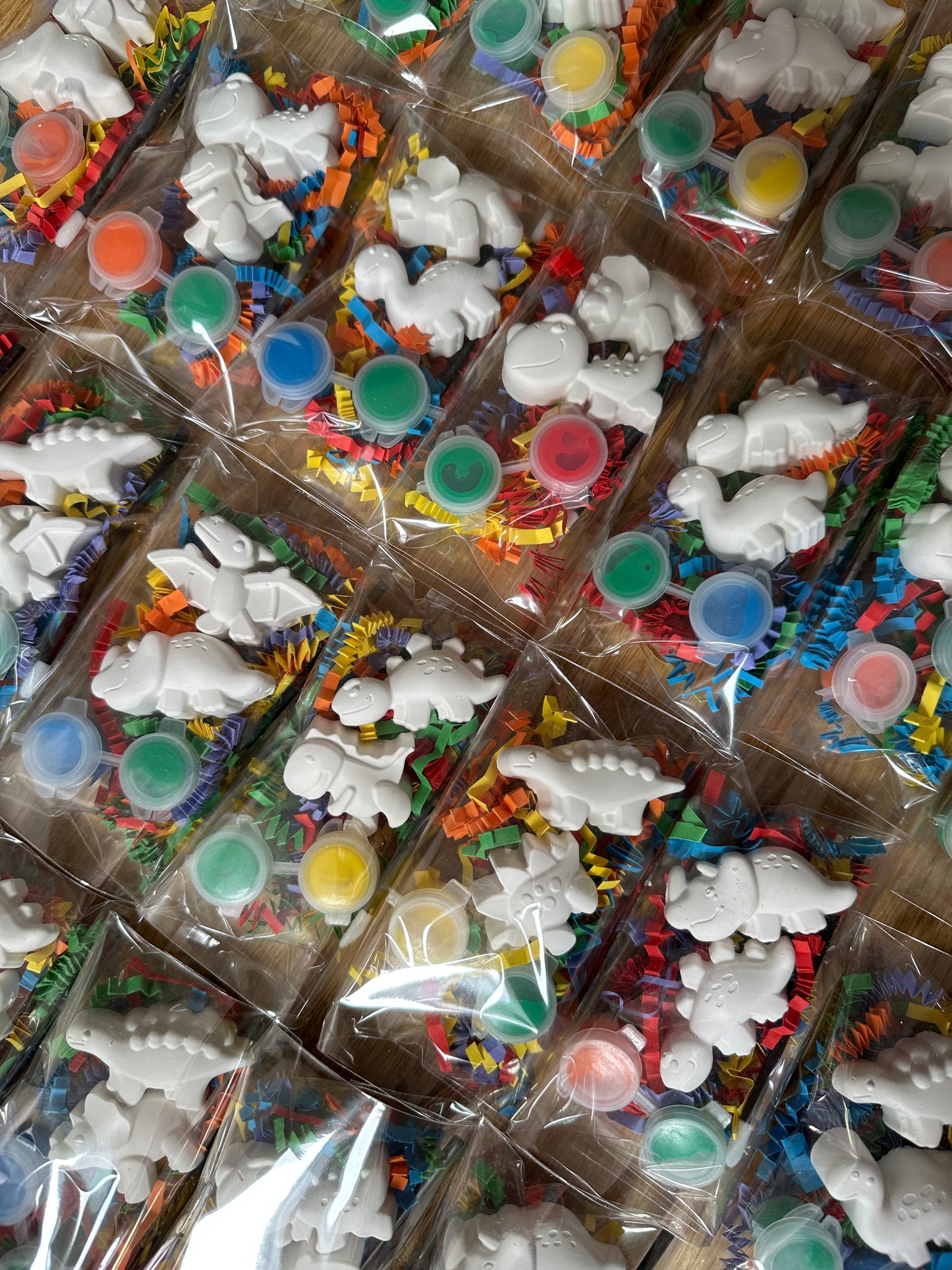 Paint Your Own Dinosaur Party Favour~ Rainy Day Activity ~ Hobby ~ Party Bag