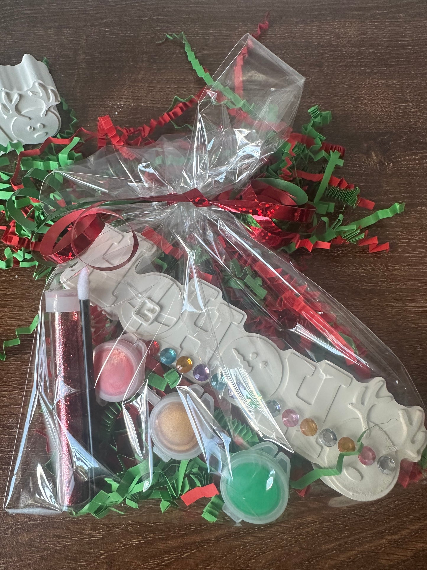 Paint Your Own Christmas Ornament Ho Ho Ho ~ Party Bags~ Xmas Eve Box ~ Craft Set~ Party Bags~ Rainy Day Activity~ Stocking Filler