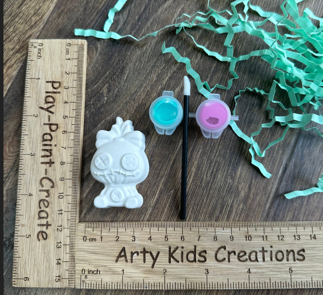 Paint Your Own Blue Alien Party Favour ~ Magnet Option