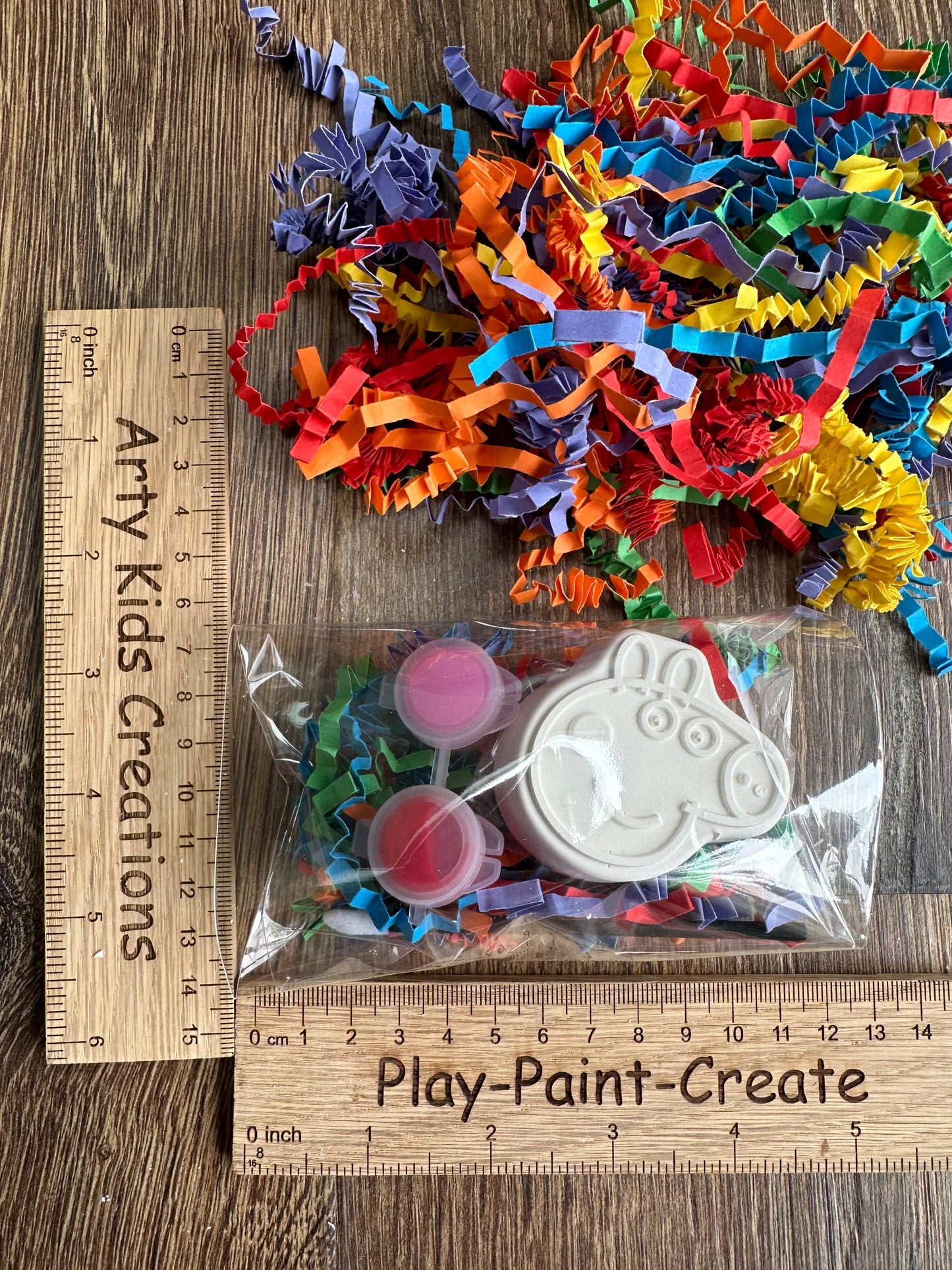 Paint Your Own Peppa Pig~ Party Favour ~ Hobby ~ Party Bag ~ Rainy Day Activity~ Magnet Option.