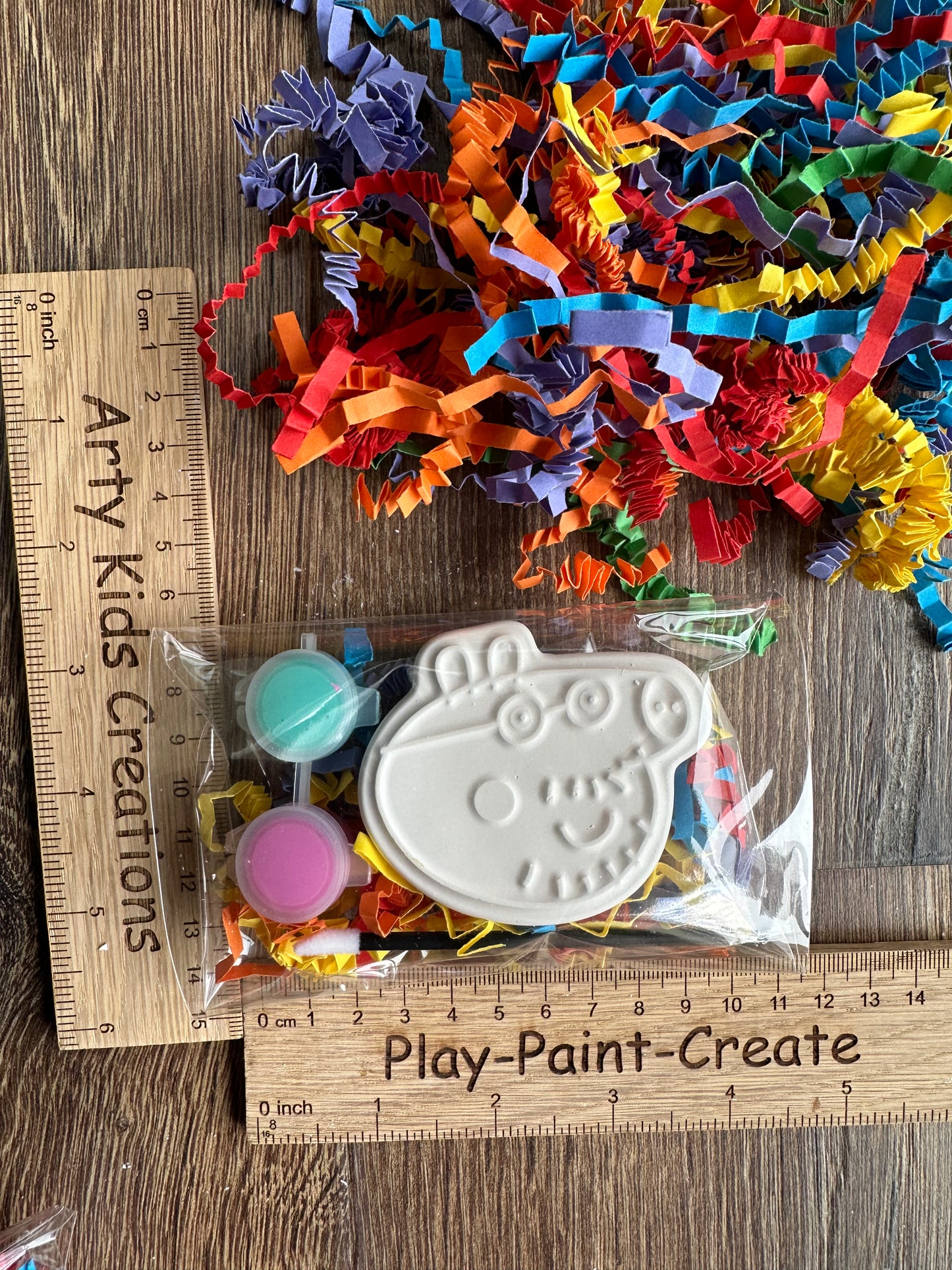Paint Your Own Peppa Pig~ Party Favour ~ Hobby ~ Party Bag ~ Rainy Day Activity~ Magnet Option.