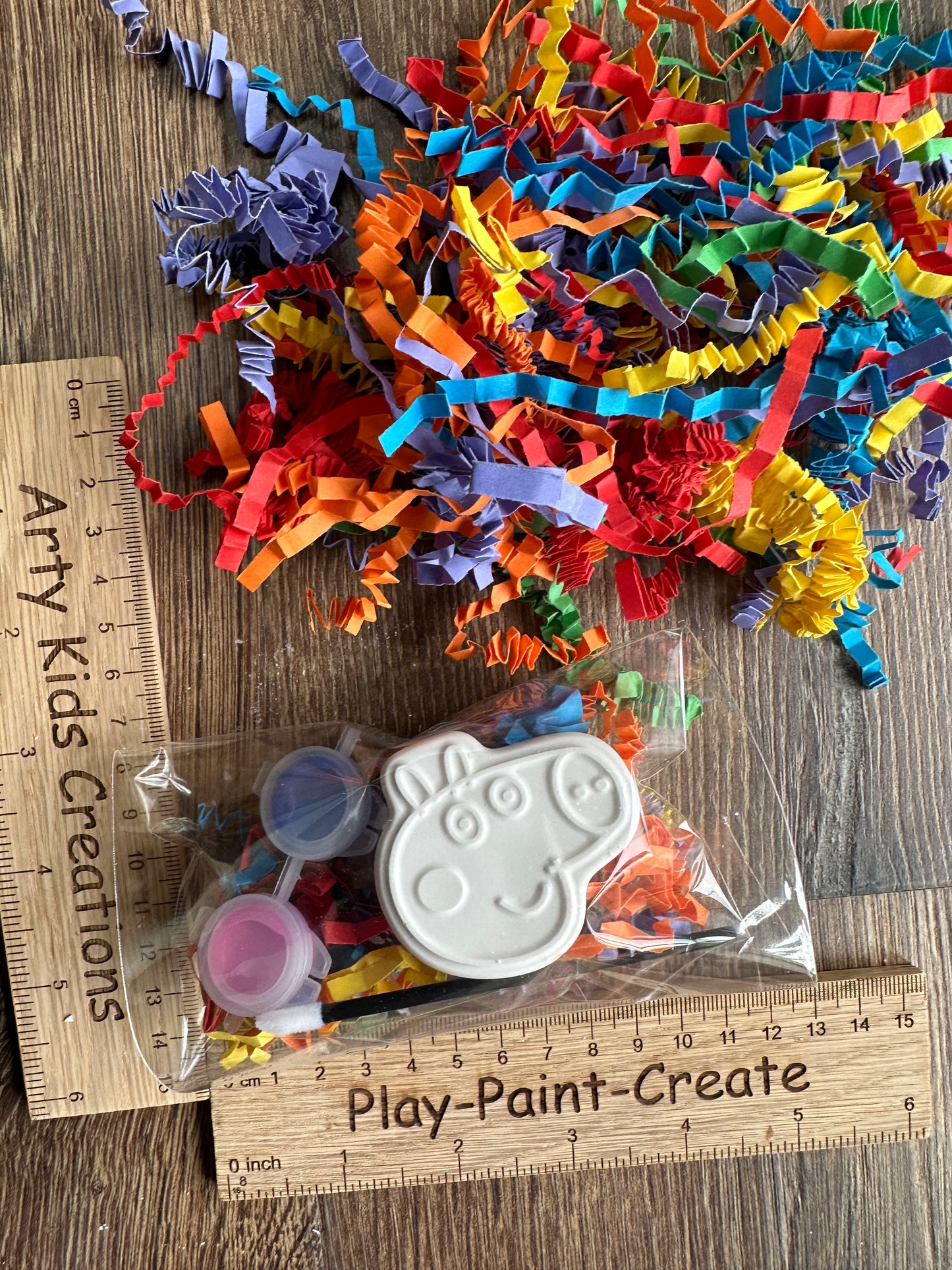 Paint Your Own Peppa Pig~ Party Favour ~ Hobby ~ Party Bag ~ Rainy Day Activity~ Magnet Option.