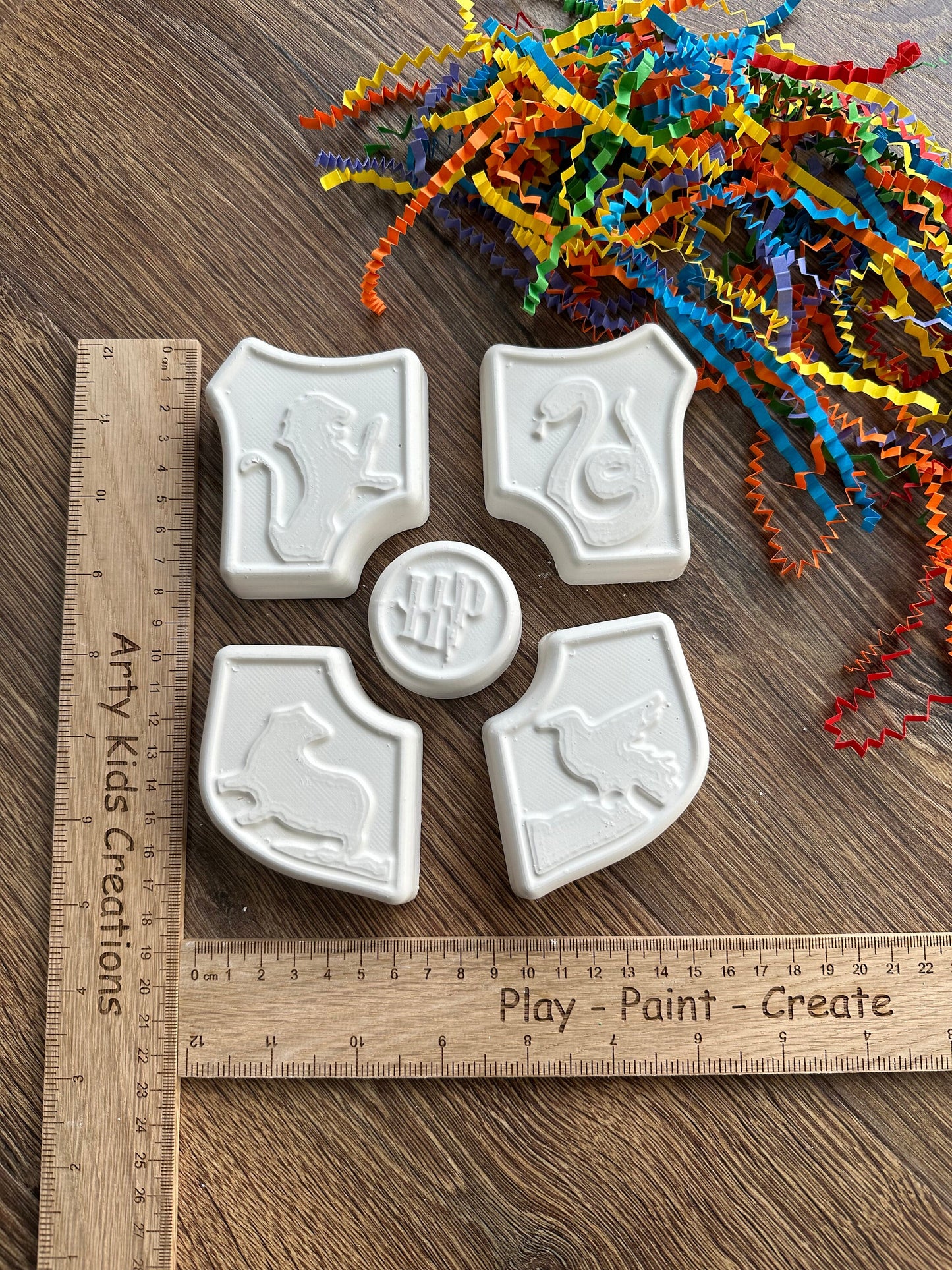 Paint Your Own Wizard House Shield ~ Gift ~ Stocking Filler ~ Rainy Day Activity ~Hobby