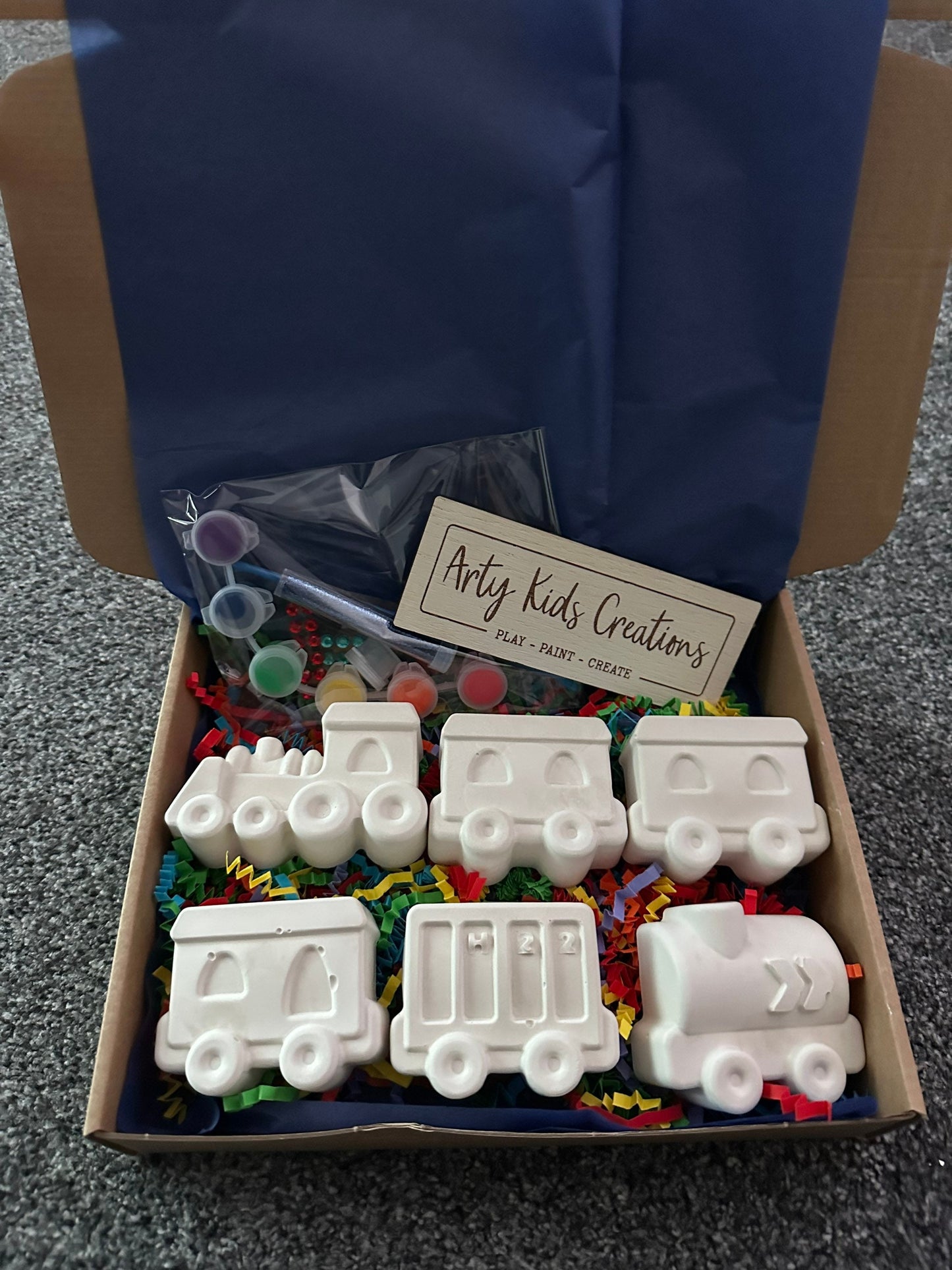 Paint Your Own Train Set ~ Craft set~ gift~ party favour ~rainy day activity ~ hobby