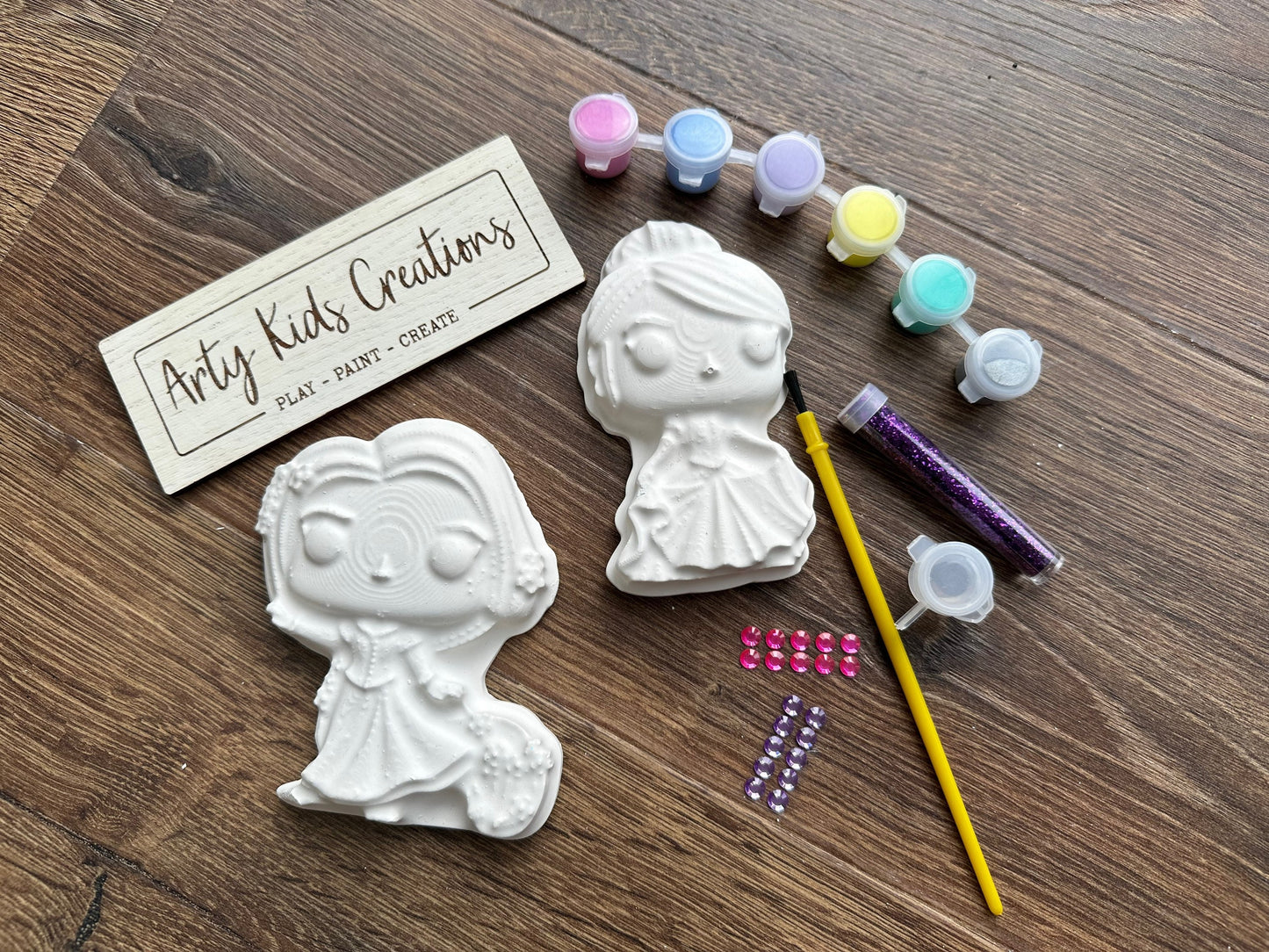 Princess and Friends Painting Box Gift Set ~ Paint Your Own~ Party Pack ~ Kids Craft Set ~ Paint your Own~ Craft Kit ~ Box Set
