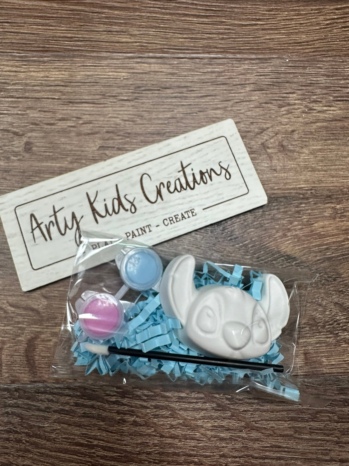 Paint Your Own Blue Alien Party Favour ~ Magnet Option