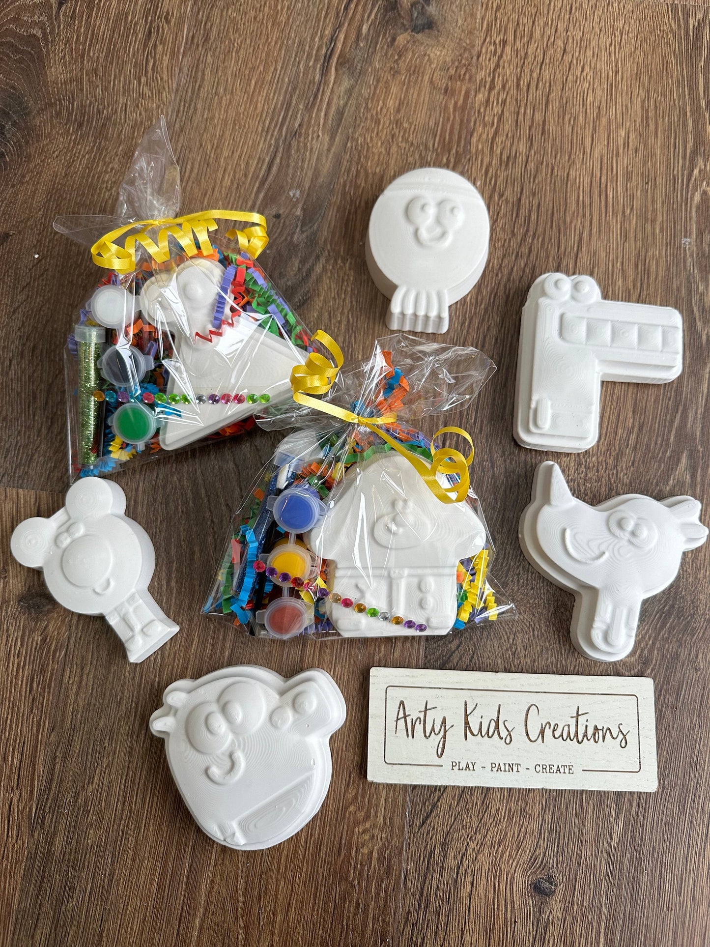 Paint Your Own Hey Duggee and Squirrels Party Favour ~ Party Bag~Children’s Crafts ~ Birthday ~ Kids Craft Set ~ Craft Kit