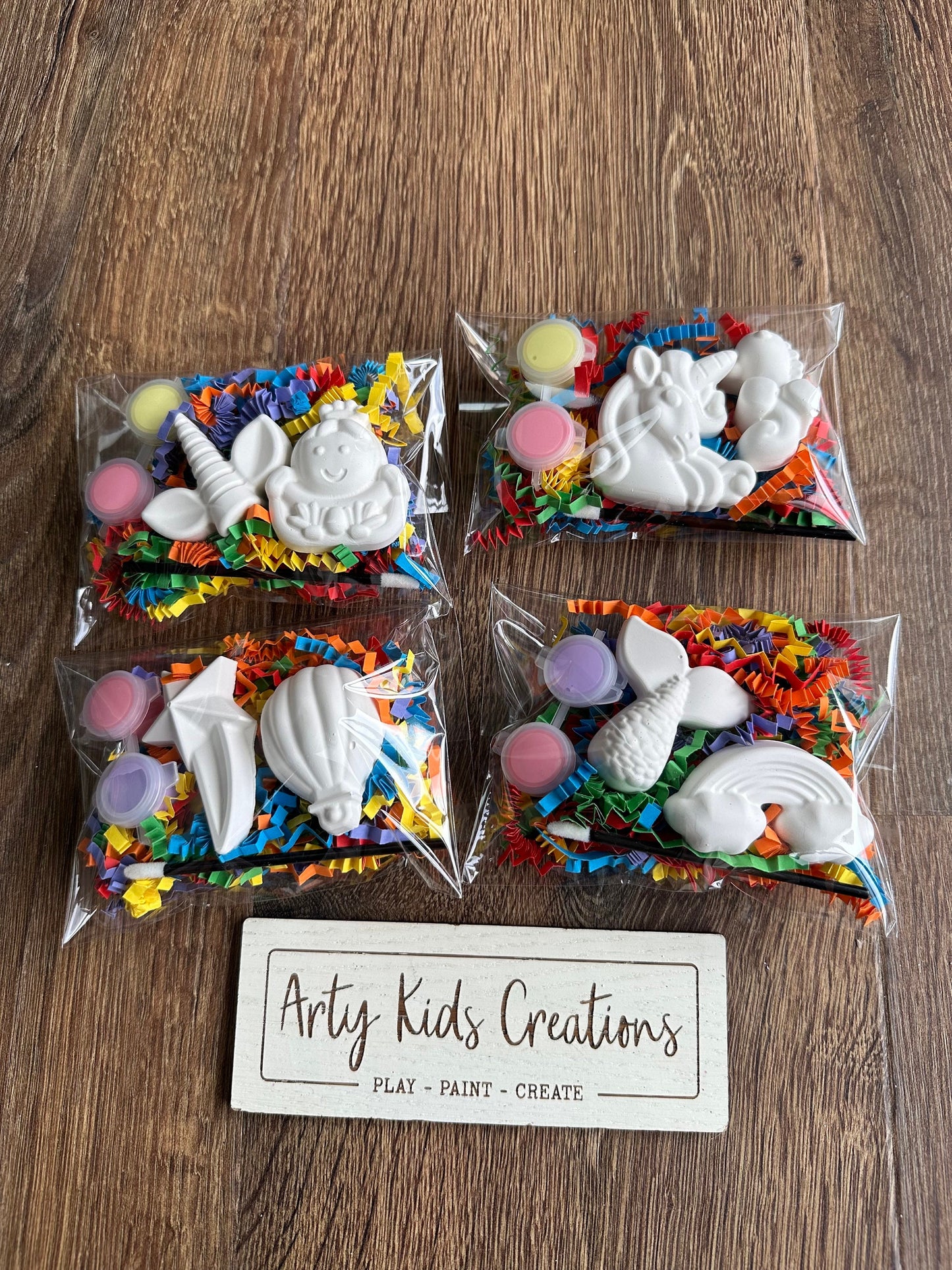 Paint Your Own unicorn/ rainbow Party Favour~ Rainy Day Activity ~ Hobby ~ Party Bag~ Seahorse~ Mermaid