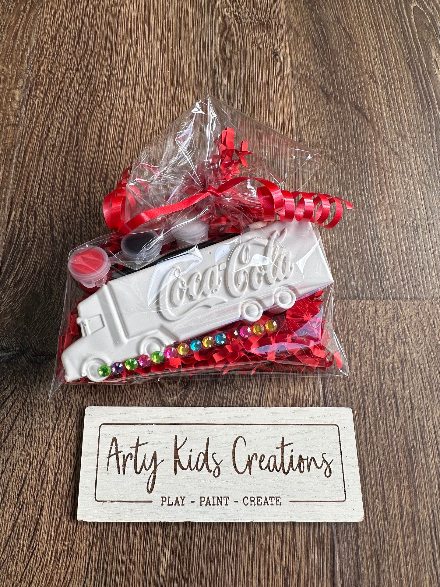 Paint Your Own Drinks Truck Party Favour ~ Craft Kit ~ Cola~ Coke ~ Kids Party Bags ~ Hobby