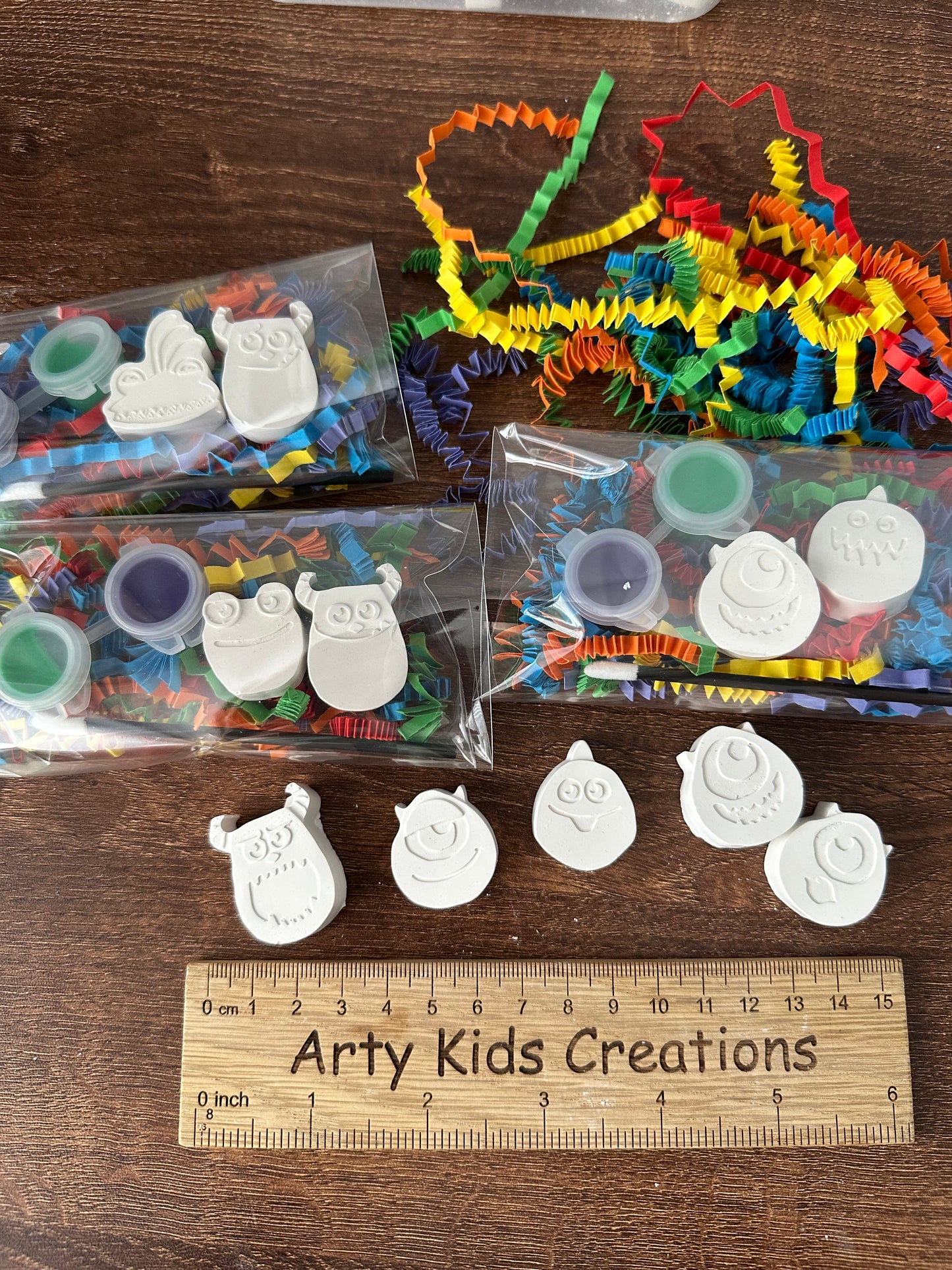 Paint Your Own Monster Party Favour ~ Hobby ~ Party Bag ~ Craft kit