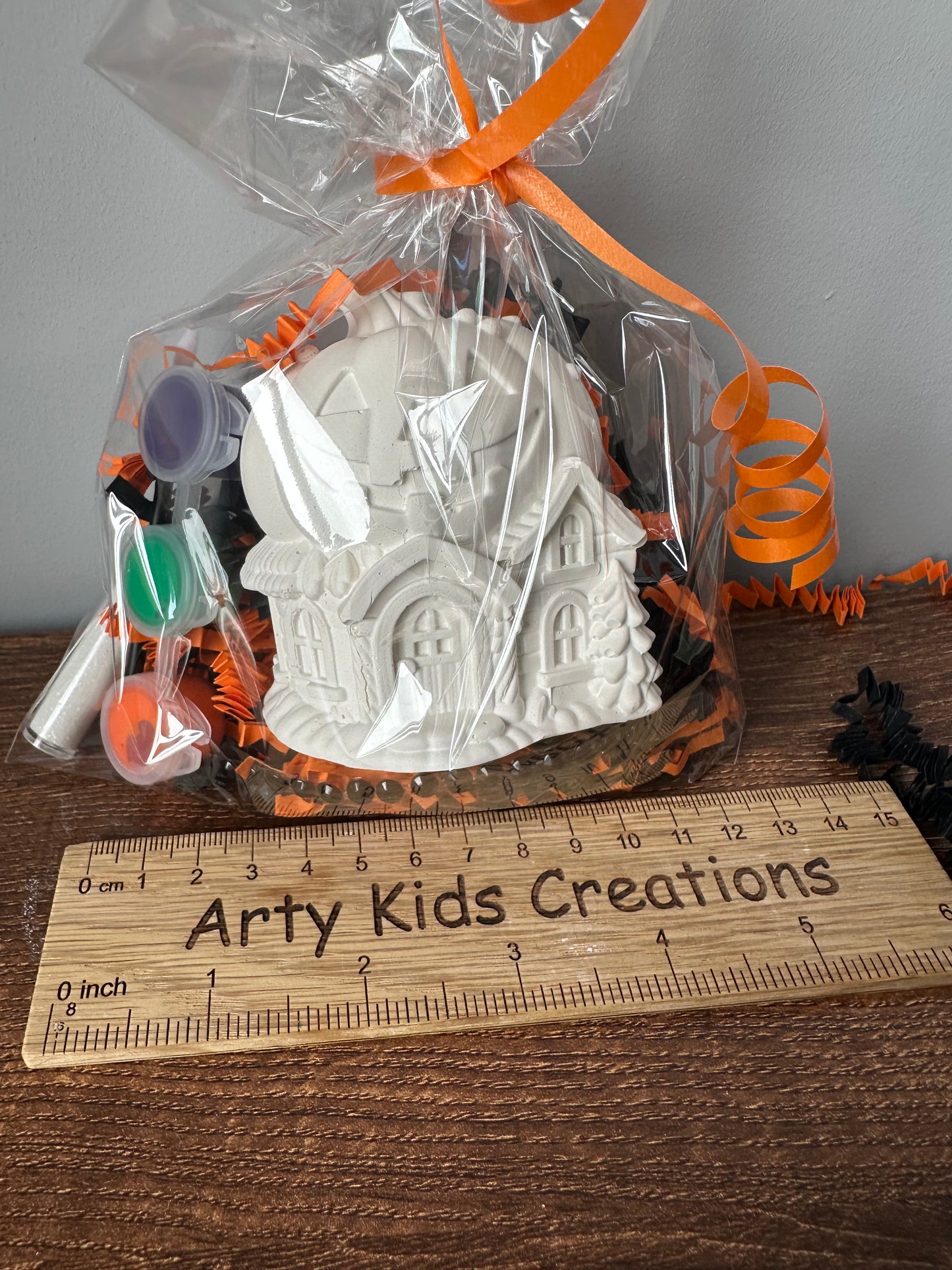 Paint Your Own Pumpkin House  ~ Hobby~ Children’s crafts~ Halloween