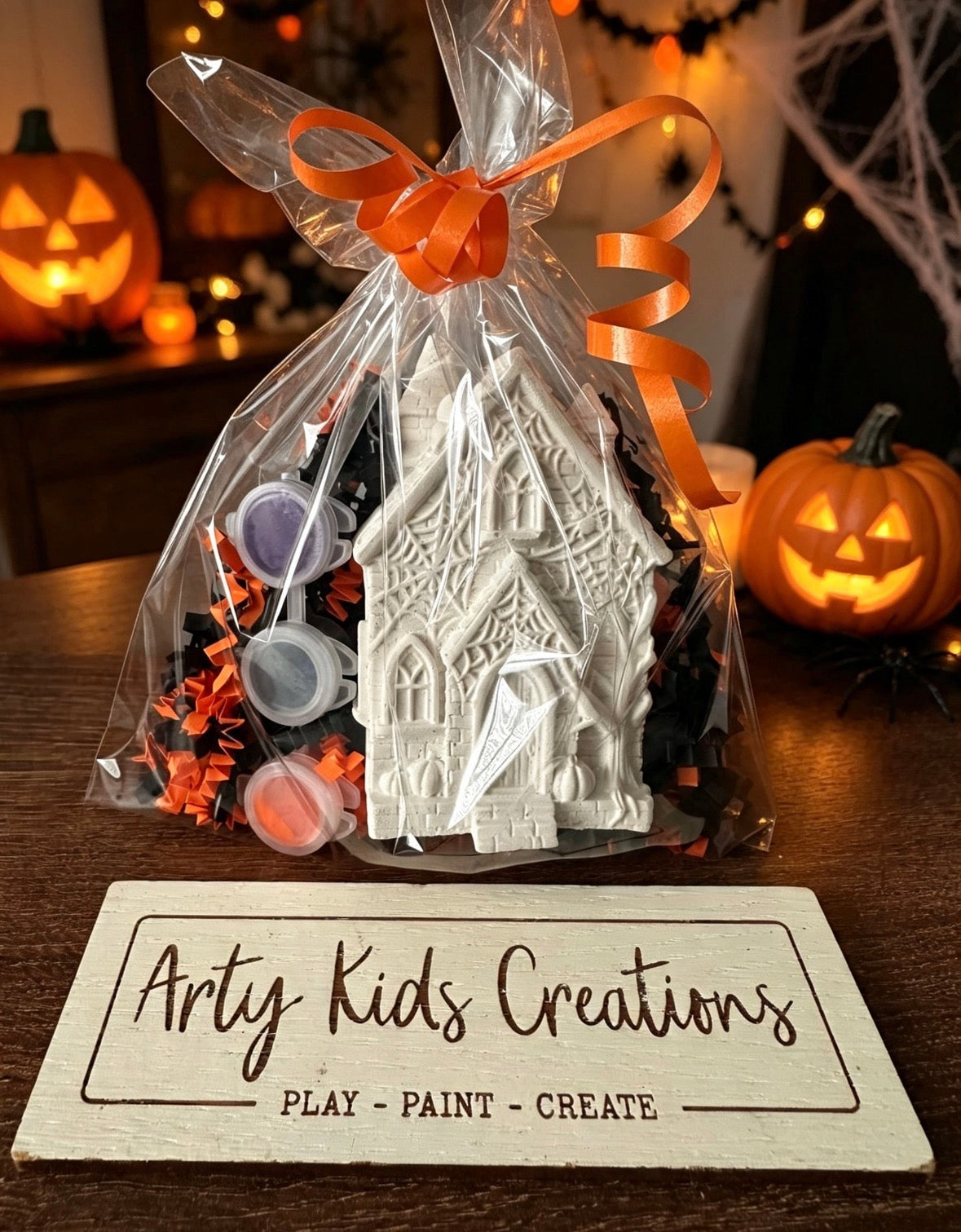 Paint Your Own Haunted House  ~ Halloween Craft Kit Party Bag Filler
