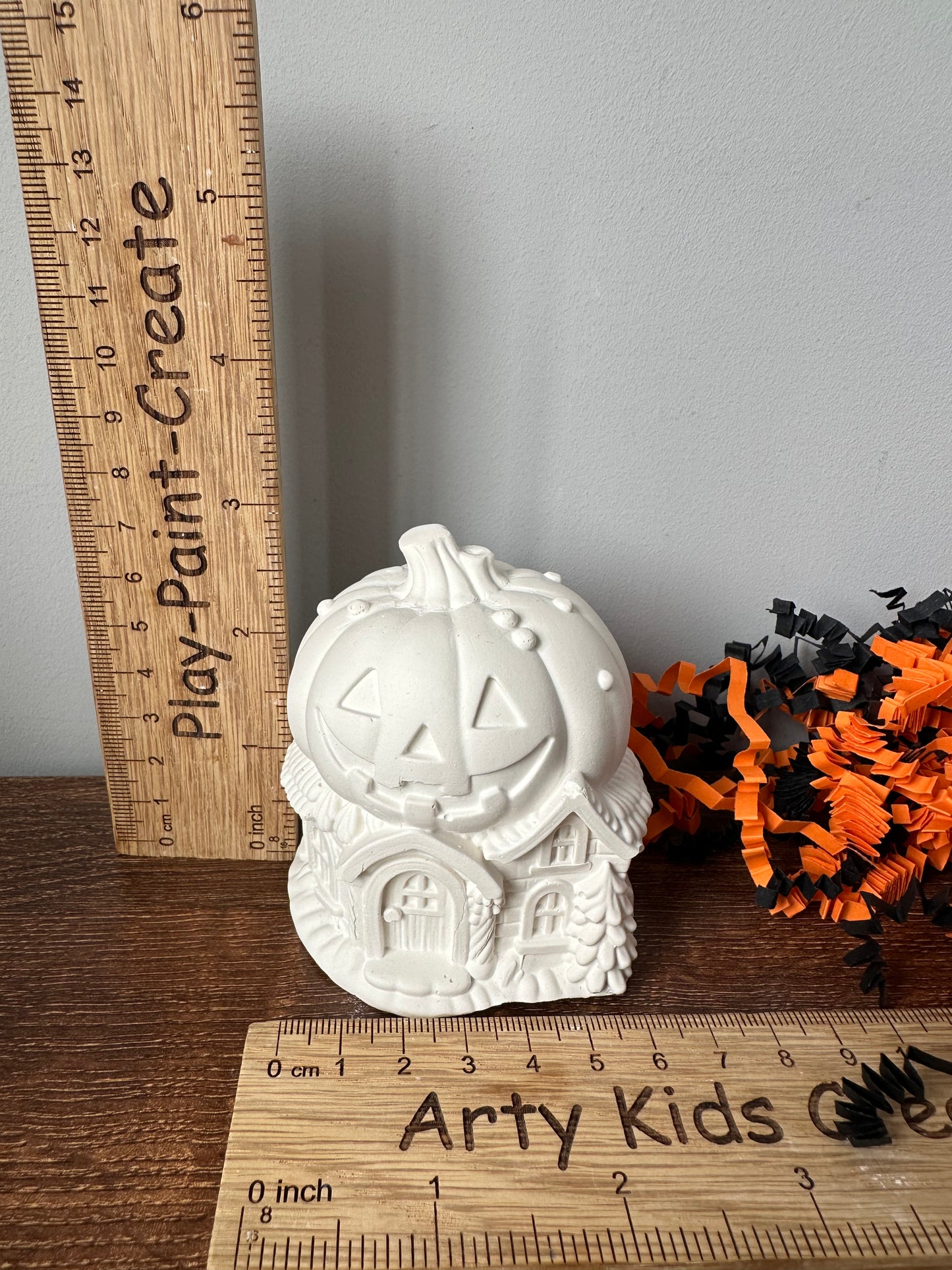 Paint Your Own Pumpkin House  ~ Hobby~ Children’s crafts~ Halloween