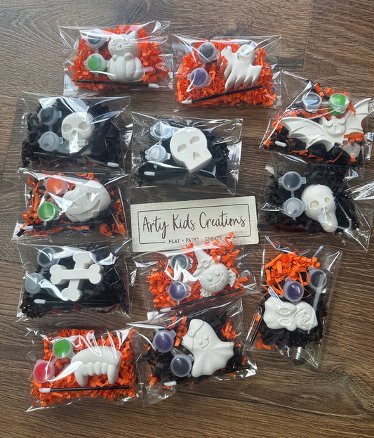 Paint Your Own Halloween Party Favour