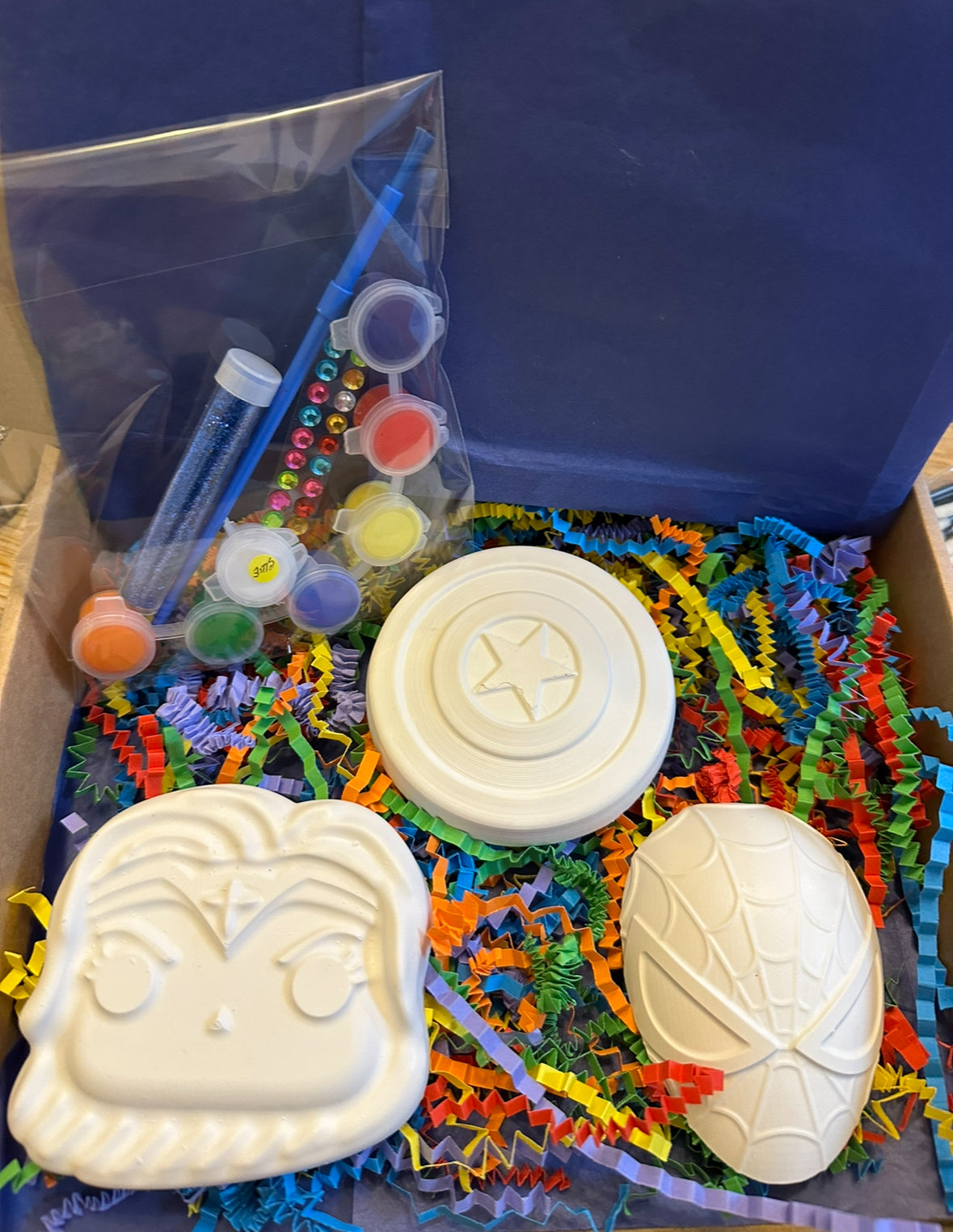 Paint Your Own Superhero Gift Set