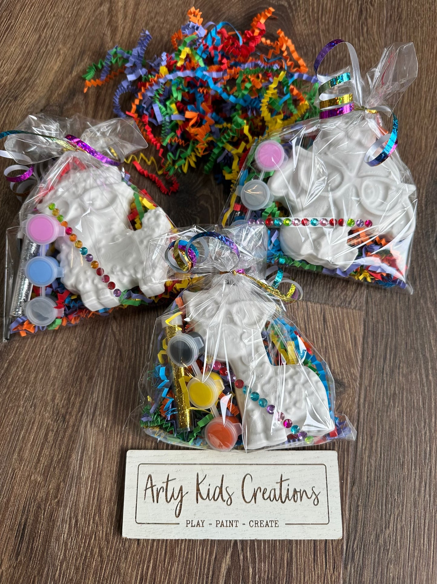 Paint Your Own Animal Wearing Glasses  Party Favour ~ Craft Kit ~ Kids Party Bags ~ Hobby~ Llama~ Alpaca~ Elephant ~ Giraffe