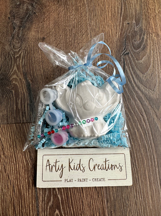 Paint Your Own Blue Alien  Party Favour