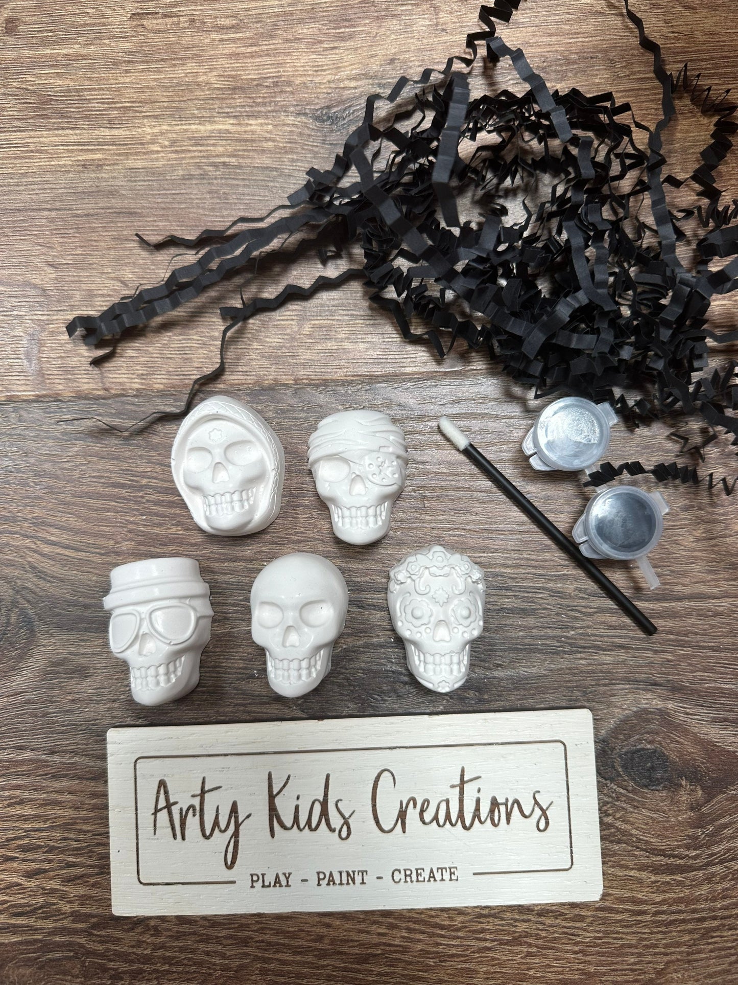 Paint Your Own Halloween Skull Party Favour~ Rainy Day Activity ~ Hobby ~ Party Bag~ Trick or Treat