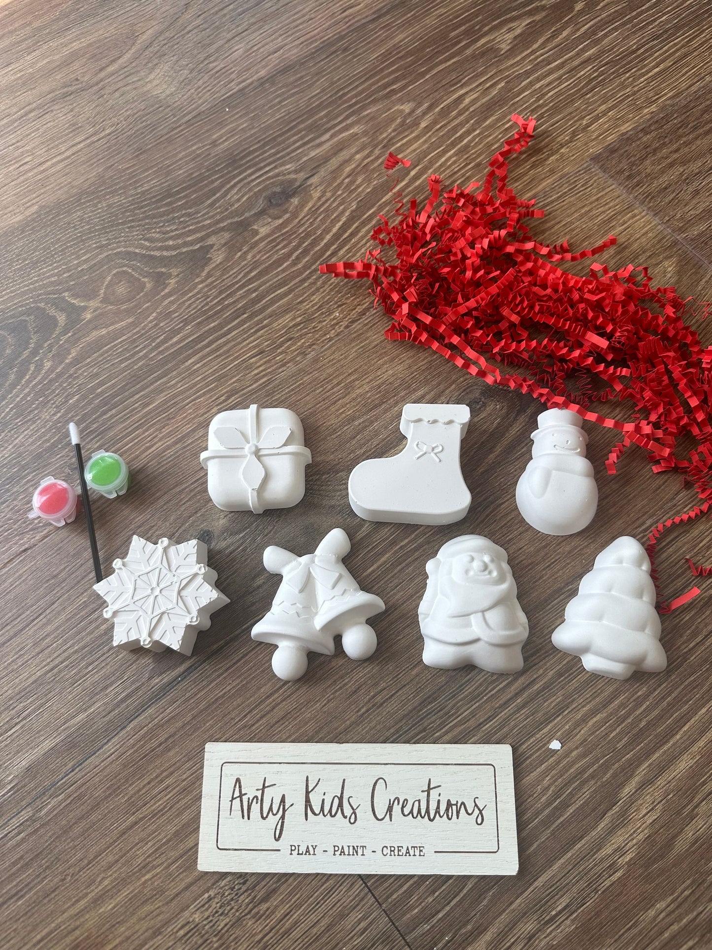 Paint Your Own Christmas Craft Set ~ Snowman~ Present ~ Christmas Tree ~ Snowflake ~ Stocking Filler ~ Xmas Eve Box