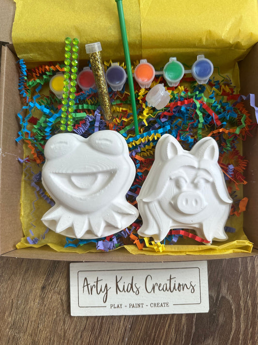 Paint Your Own Muppets Inspired Gift Set ~ Gift ~ Stocking Filler ~ Rainy Day Activity ~Hobby~ Craft Kit~ Kermit~ Miss Piggy