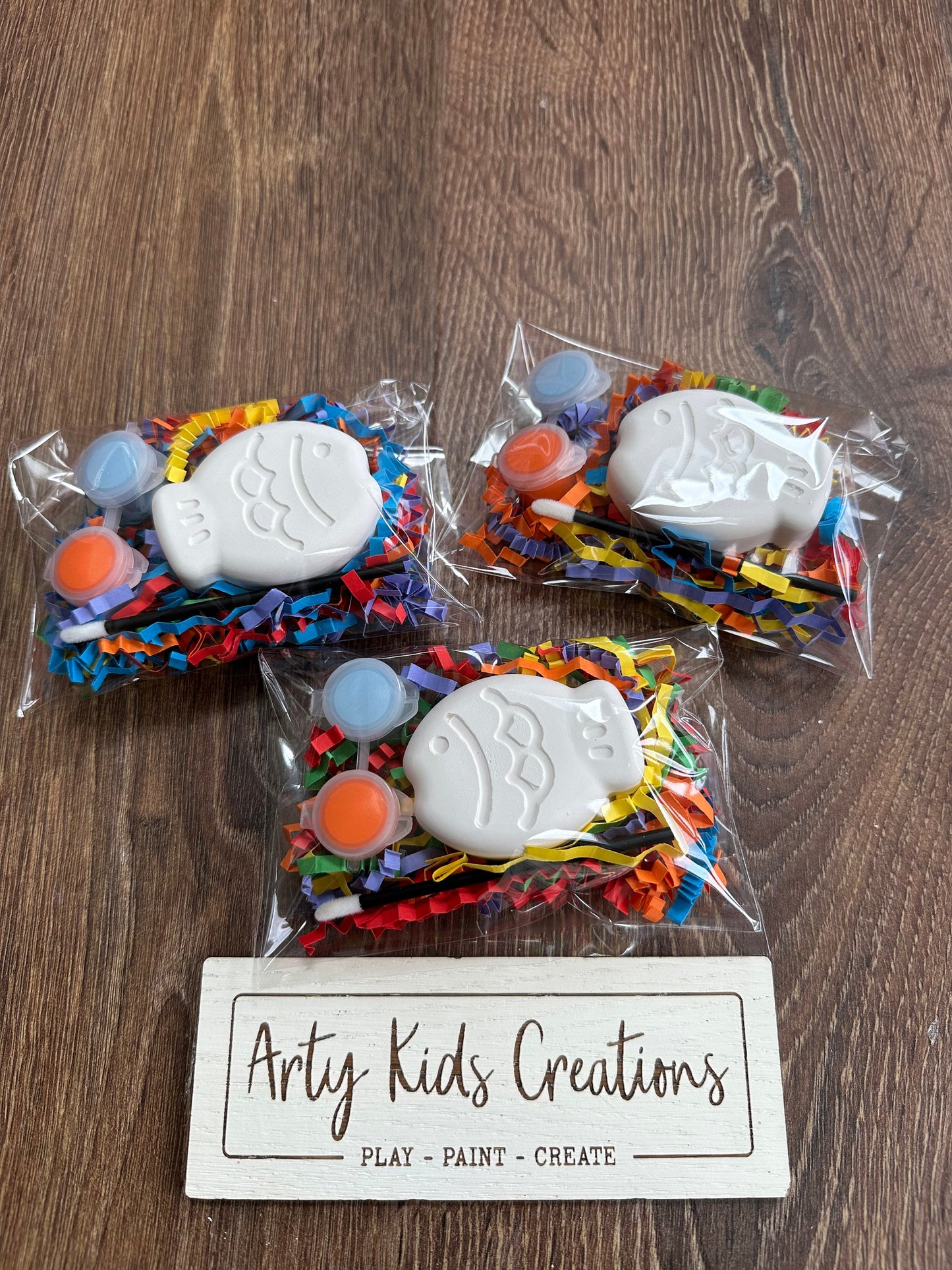 Paint Your Own Fish Party Favour ~ Hobby~ Rainy Day Activity~ Party Bag~ Budget Party Favours ~ 1 Pound Party Favours