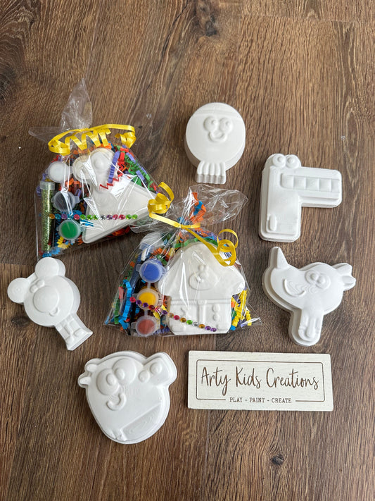 Paint Your Own Hey Duggee  and Squirrels   Party Favour ~ Party Bag~Children’s Crafts ~ Birthday ~ Kids Craft Set ~ Craft Kit