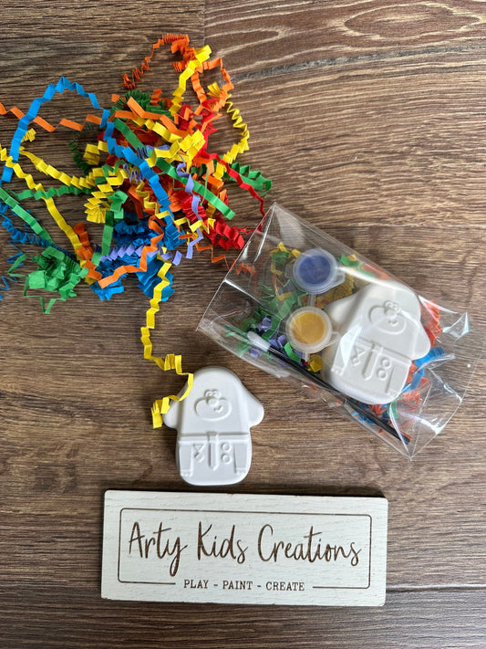 Paint Your Own Hey Duggee  Party Favour ~ Hobby ~ Party Bag~ Hobby~  ~ Magnet Option