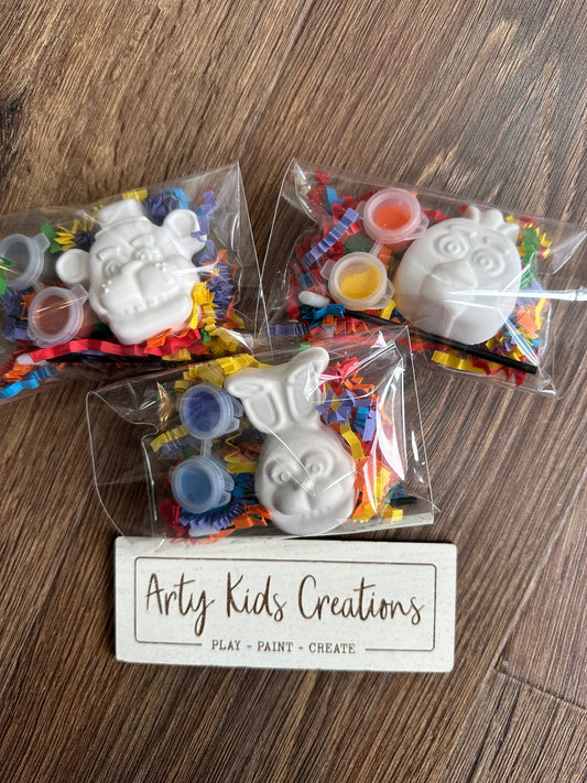 Paint Your Own Fred Party Favour ~ Hobby ~ Party Bag~ Hobby~